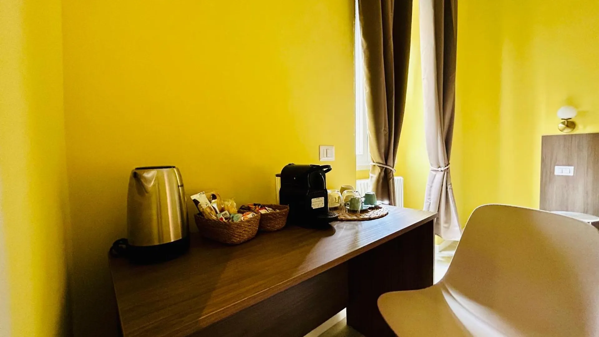 Aura Roma Hotel